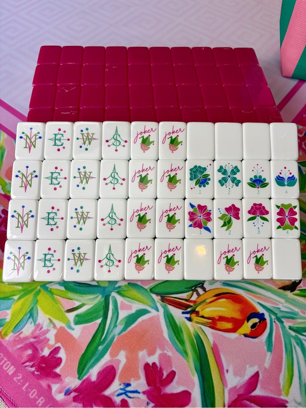 Pretty ๐ฌ๐ฉท Candy Pink Mahjong Tiles ๐๏ธ with Accessories - Picture 4 of 11